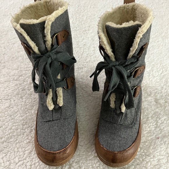 Rocket Dog Shoes Rocket Dog Size 8 Boots Poshmark